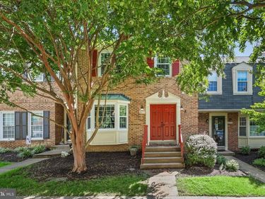 8217 CLIFTON FARM COURT, ALEXANDRIA, VA 22306