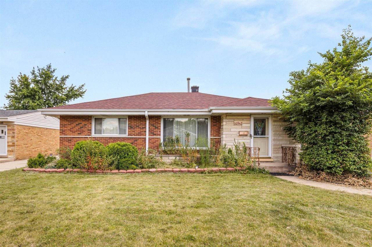 10842 Claridge Avenue, Westchester, IL 60154 Main Photo
