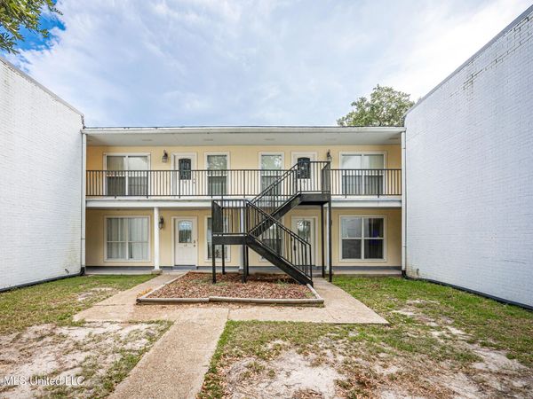 3230 Cumberland Road, Ocean Springs, MS 39564