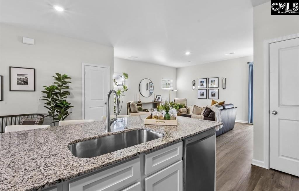 114 New Spring Way Photo 8