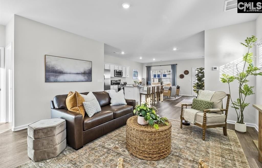 112 New Spring Way  Photo 11