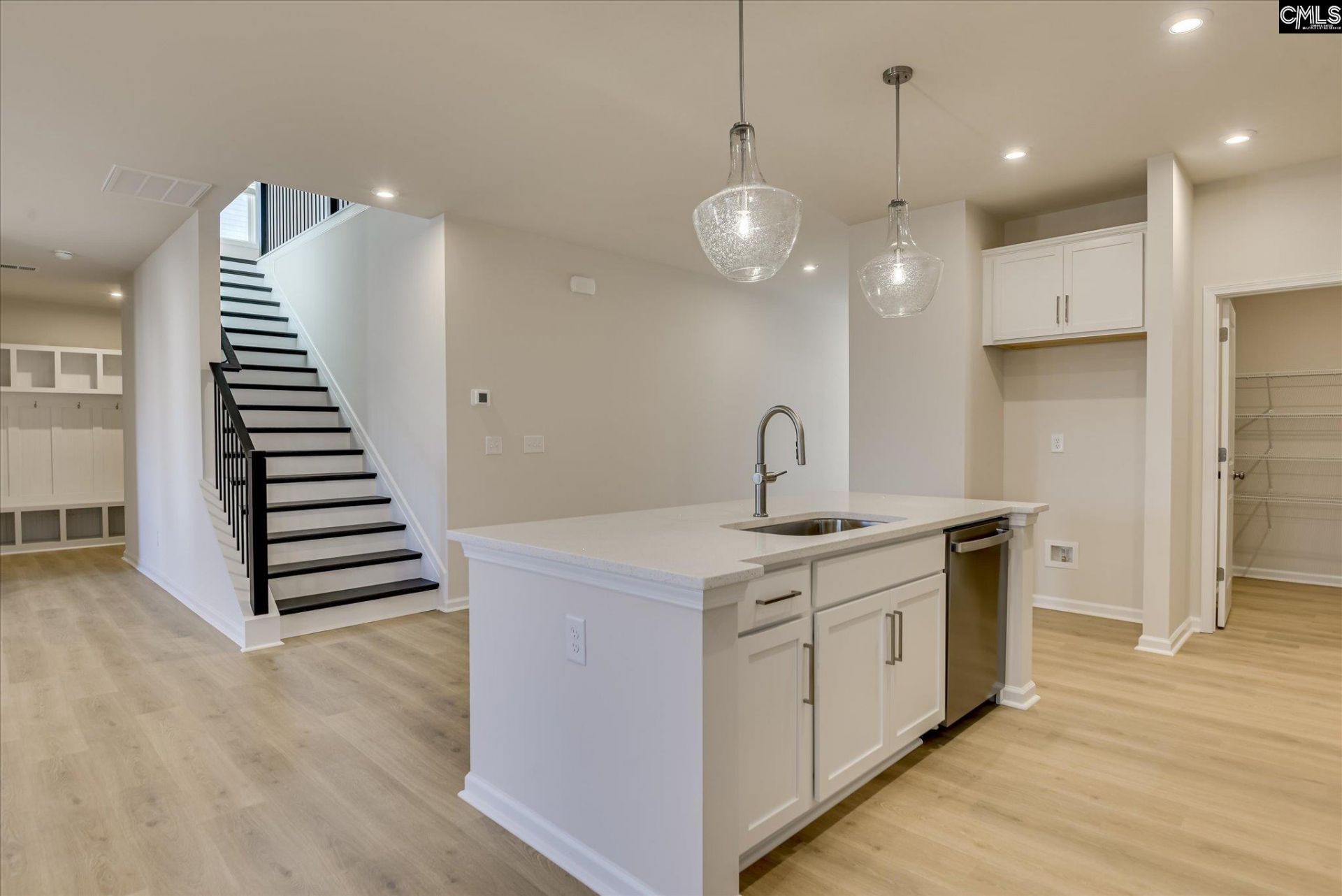 301 Summer Orchard Drive  Photo 11