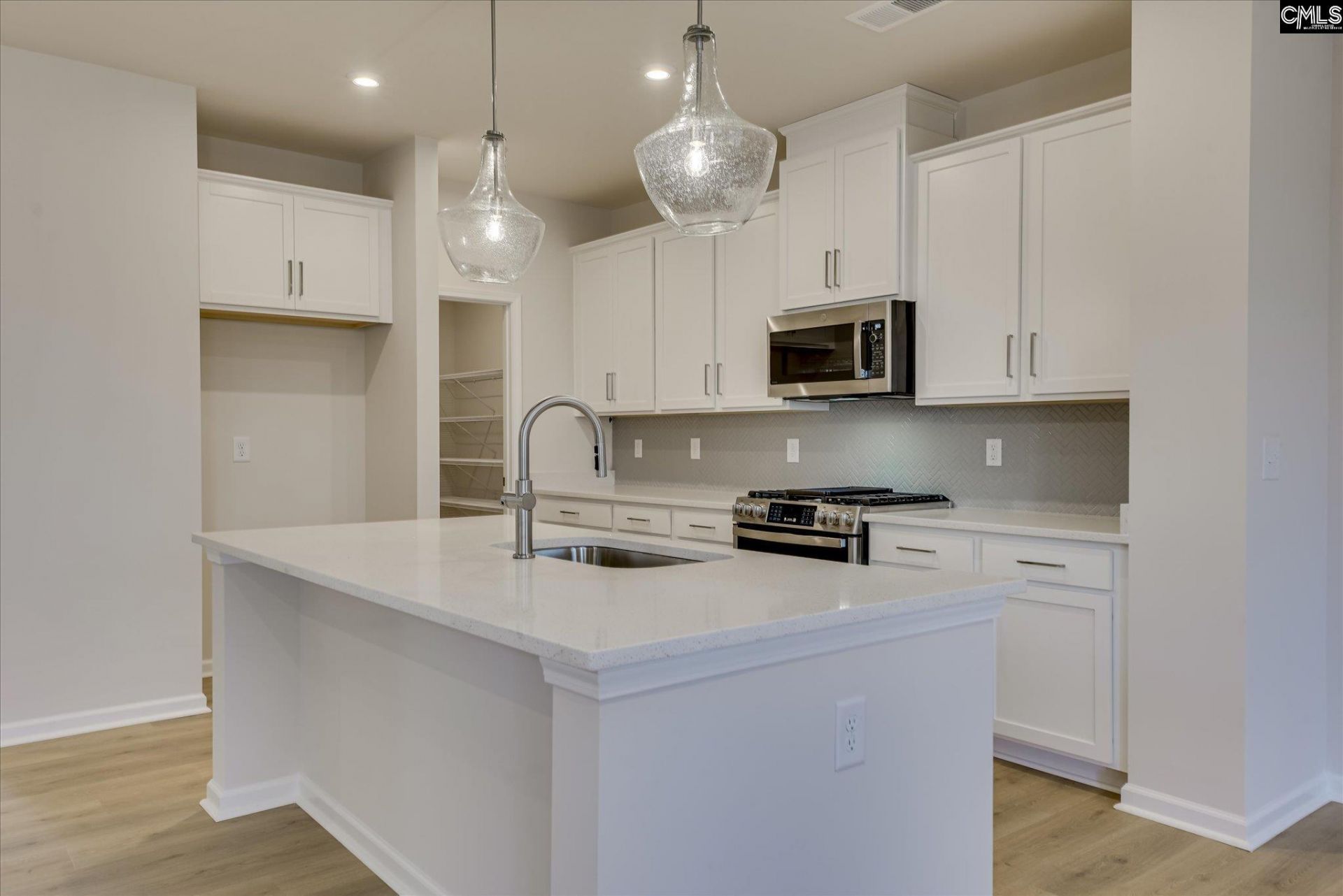 301 Summer Orchard Drive  Photo 15
