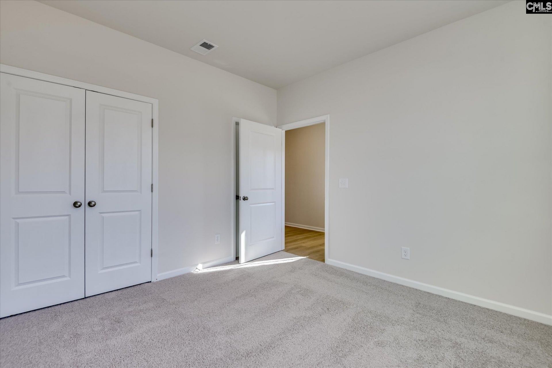 301 Summer Orchard Drive  Photo 18