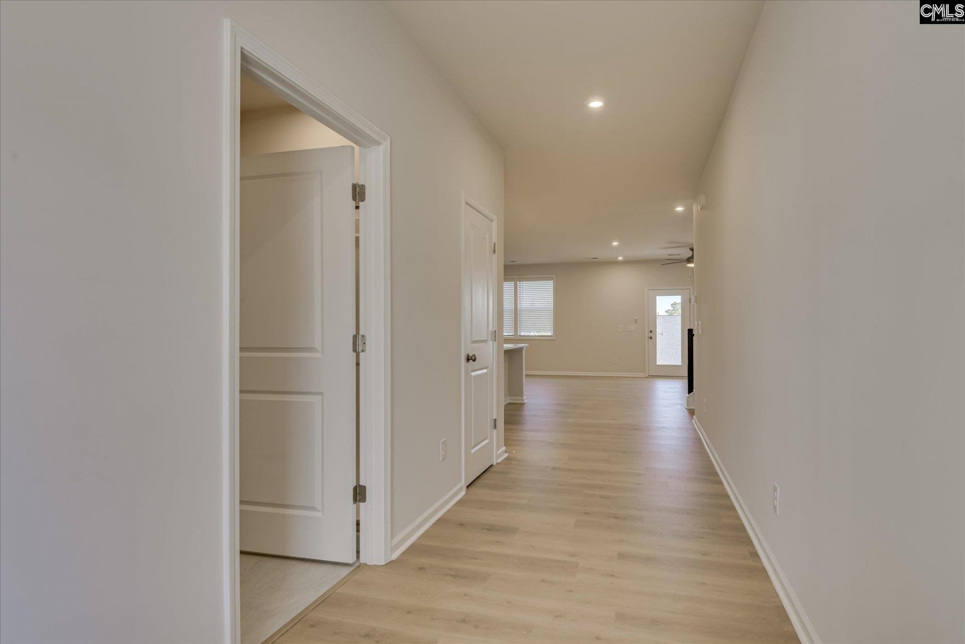 301 Summer Orchard Drive  Photo 4