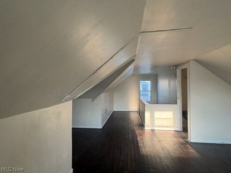 15807 Harvard Avenue, Cleveland, OH 44128 Photo 17