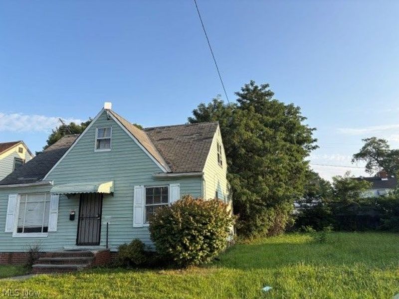 15807 Harvard Avenue, Cleveland, OH 44128 Photo 4