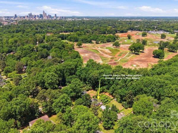 2431 Arnold Drive, Charlotte, NC 28205