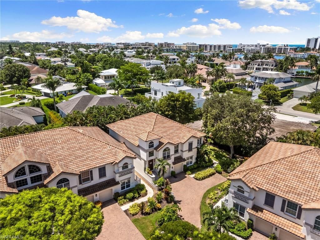 173 Colonade Cir, Unit 1401, Naples, FL 34103 Photo