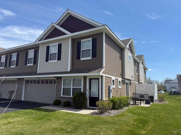 7238 Dora Drive , Hugo, MN 55038