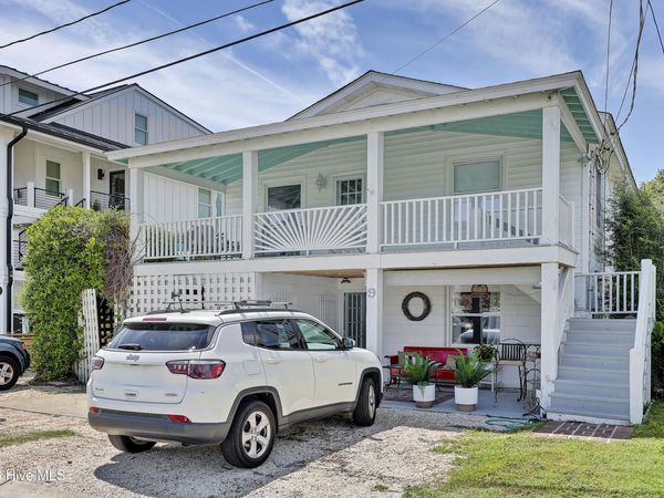 9 W Fayetteville Street, Wrightsville Beach, NC 28480