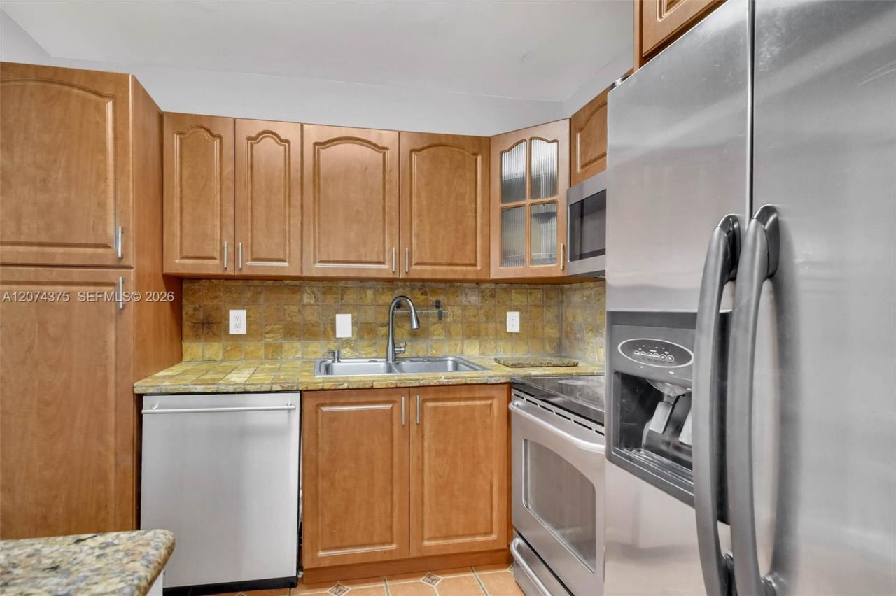 13730 SW 90th Ave, Unit 29, Miami, FL 33176 Photo