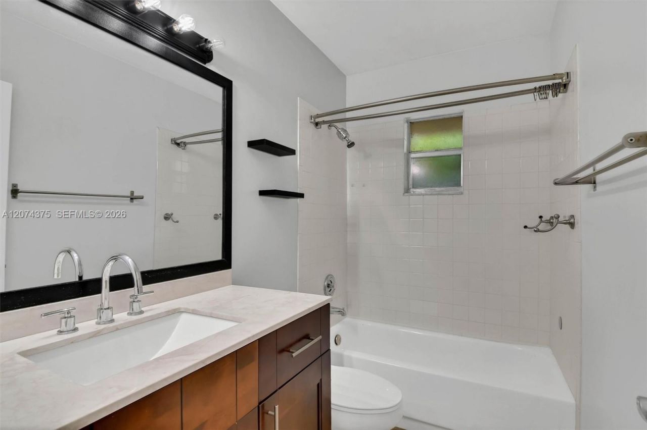 13730 SW 90th Ave, Unit 29, Miami, FL 33176 Photo