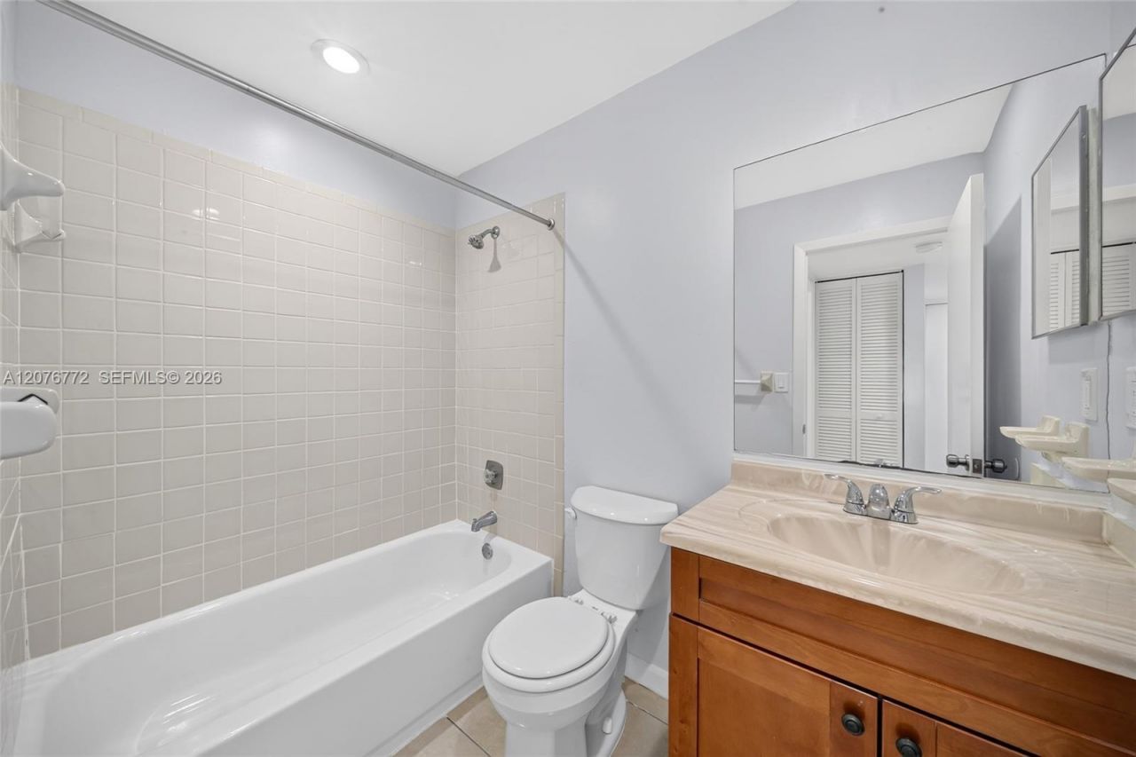 7670 SW 152nd Ave , Unit 1-207, Miami, FL 33193 Photo