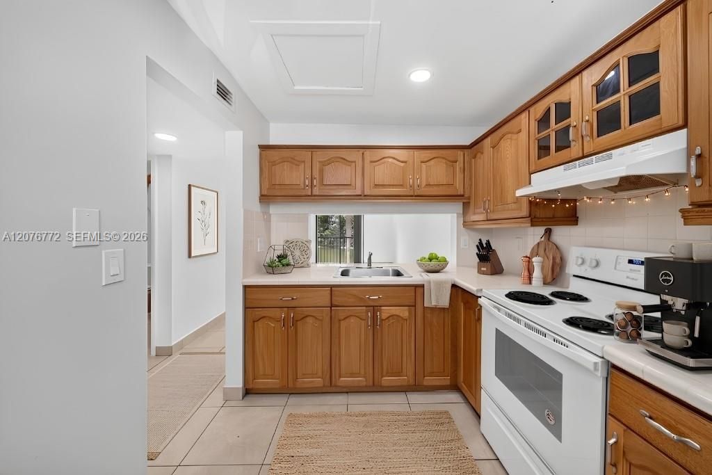 7670 SW 152nd Ave , Unit 1-207, Miami, FL 33193 Photo