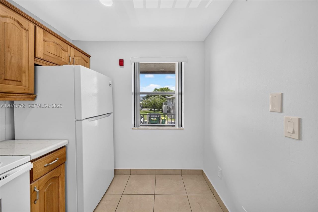 7670 SW 152nd Ave , Unit 1-207, Miami, FL 33193 Photo