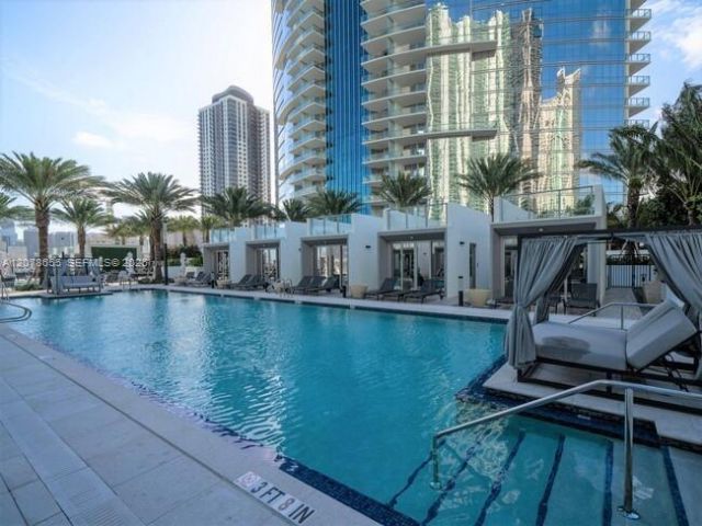 851 NE 1st Ave, Unit 3202, Miami, FL 33132 Photo