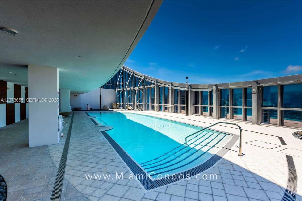 851 NE 1st Ave, Unit 3202, Miami, FL 33132 Photo