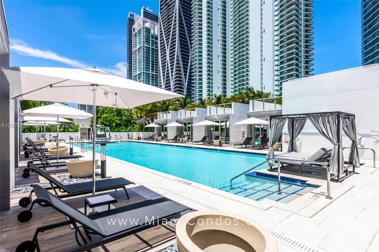 851 NE 1st Ave, Unit 3202, Miami, FL 33132 Photo