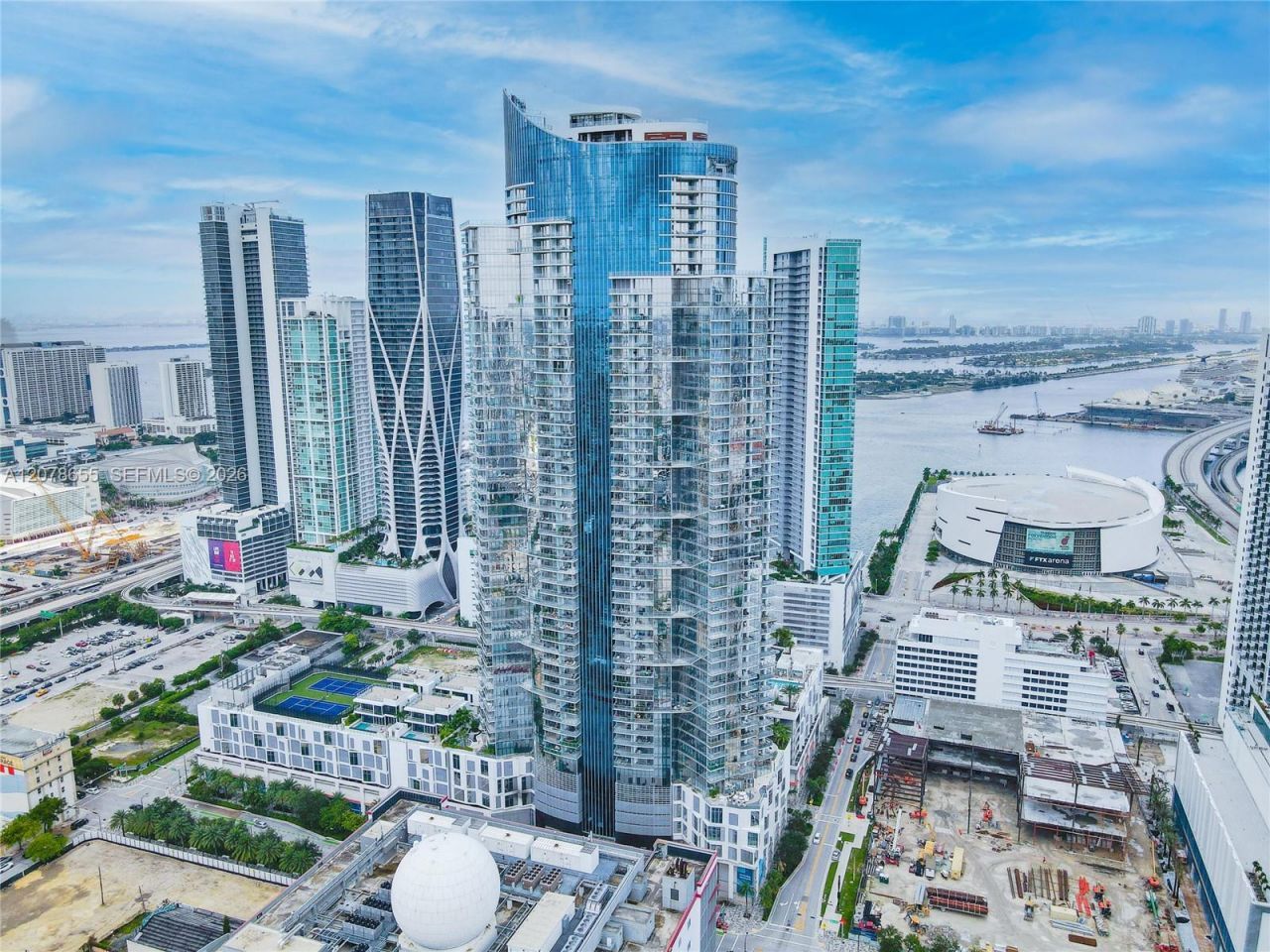 851 NE 1st Ave, Unit 3202, Miami, FL 33132 Photo