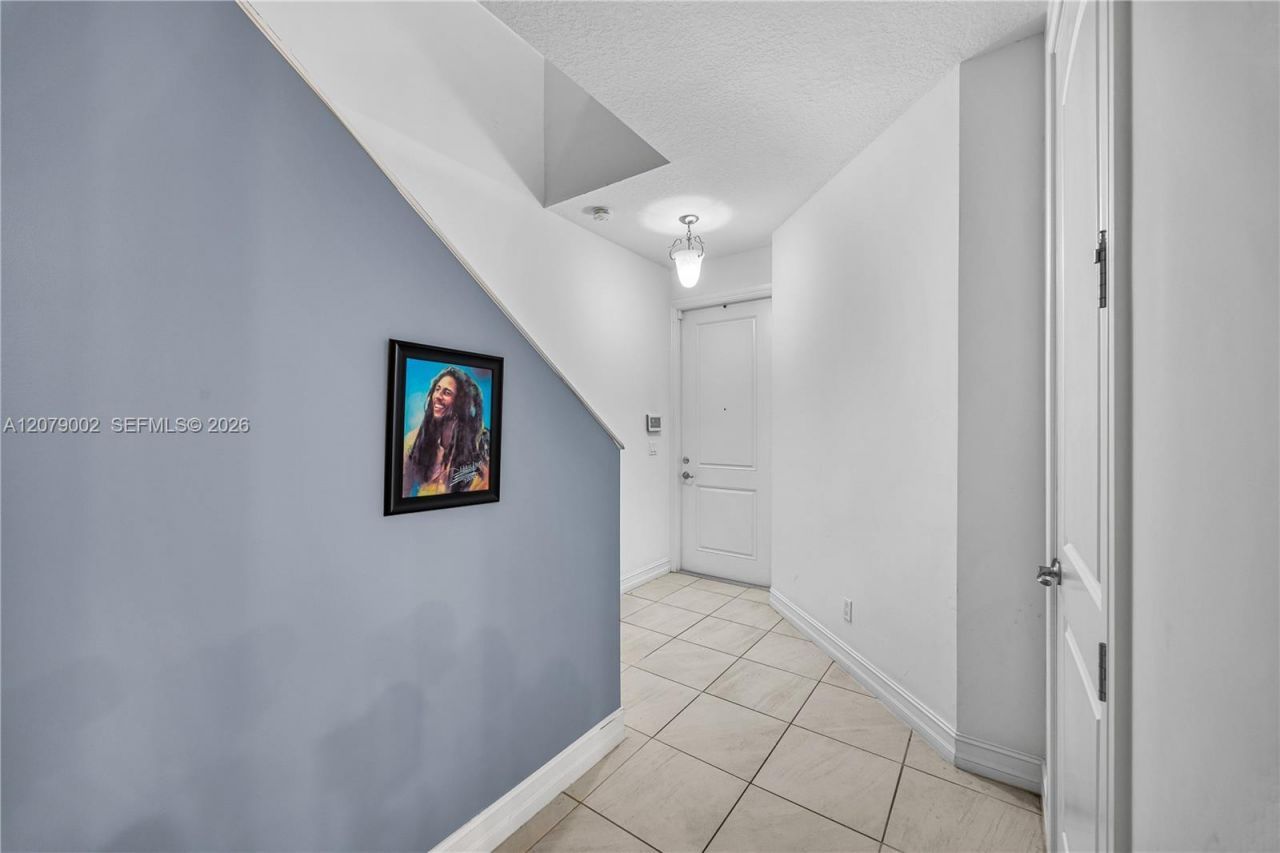 83 Palm Ln , Royal Palm Beach, FL 33411 Photo
