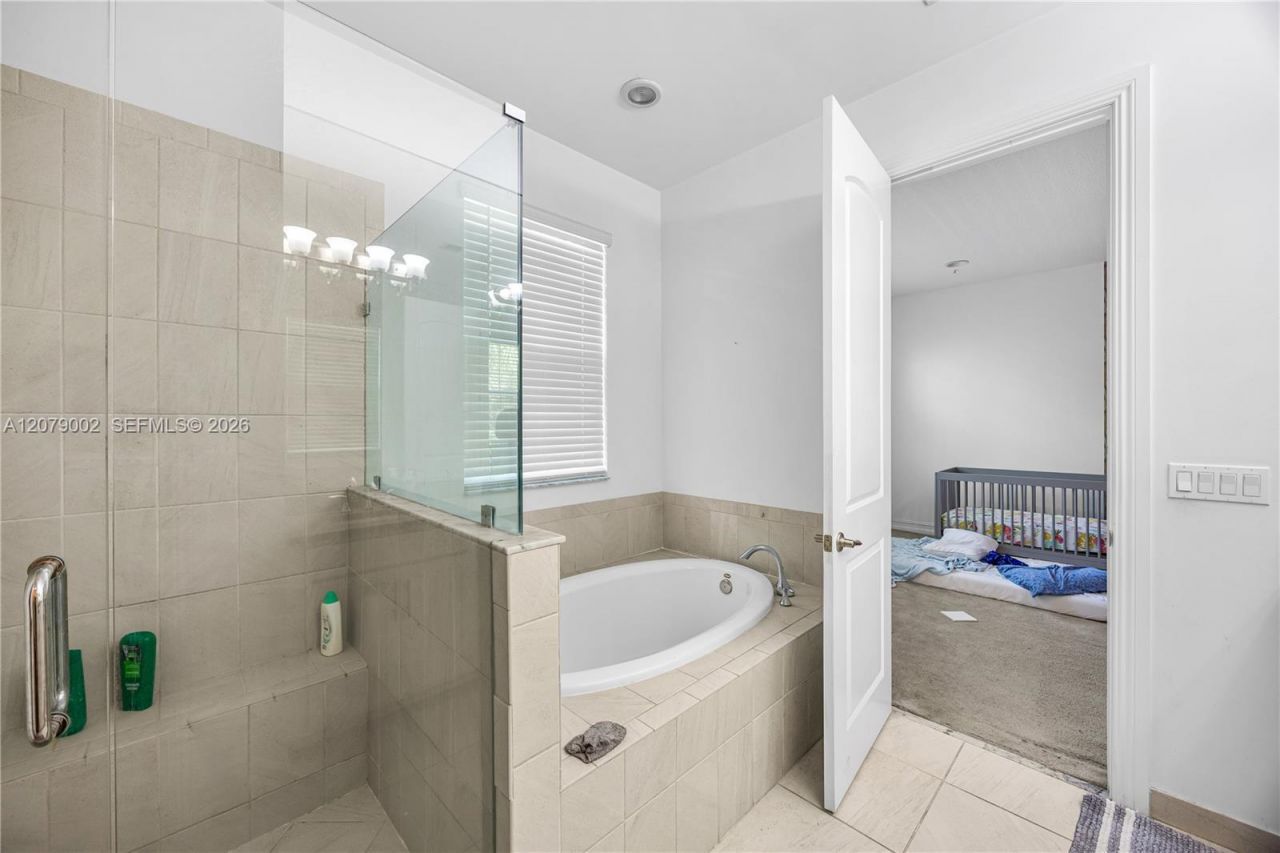 83 Palm Ln , Royal Palm Beach, FL 33411 Photo