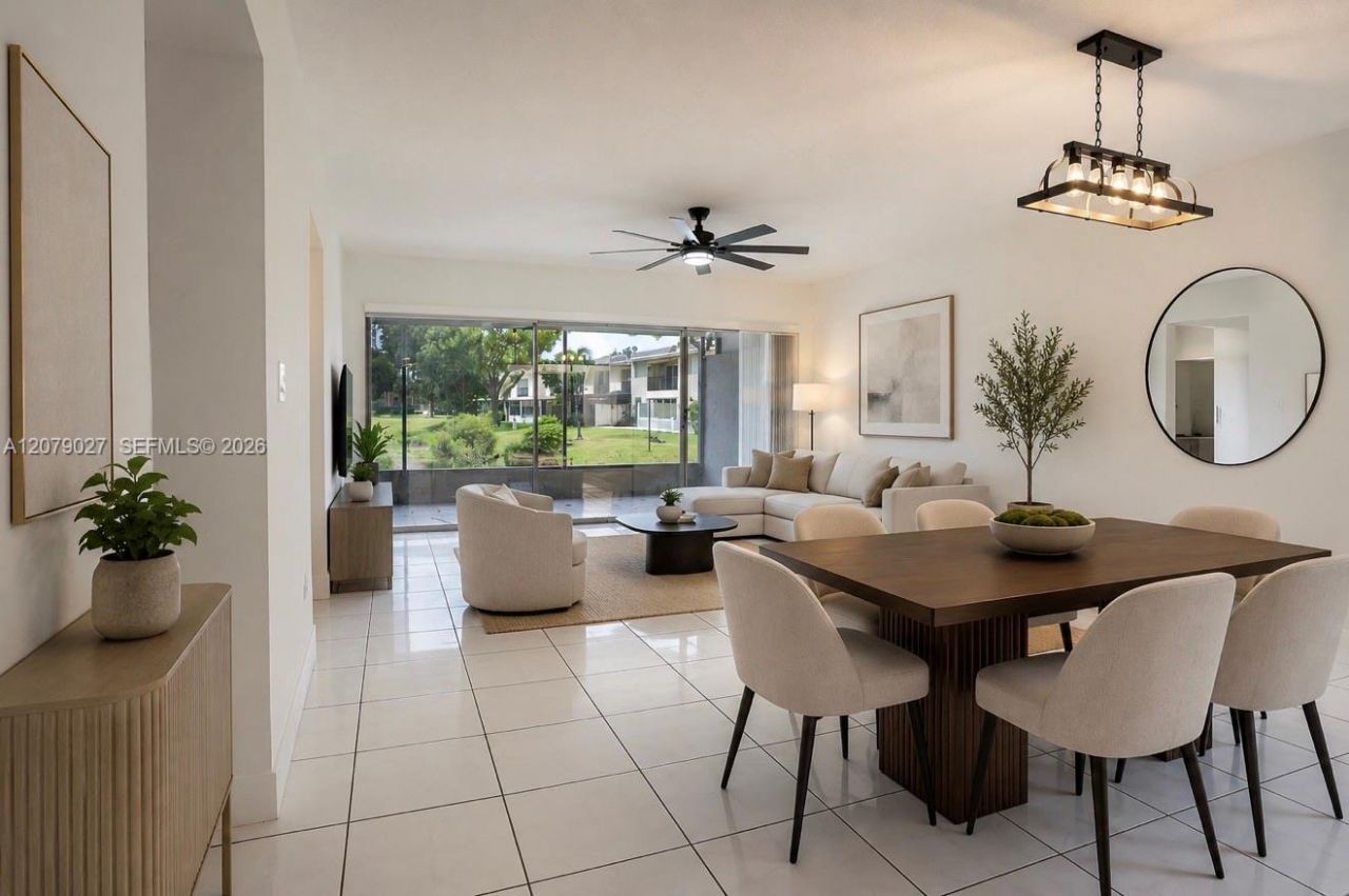 14295 Kendale Lakes Cir , Miami, FL 33183 Photo