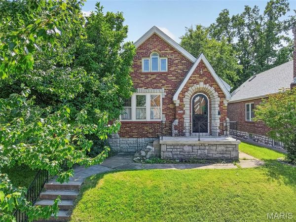 6644 Winona Avenue, St Louis, MO 63109