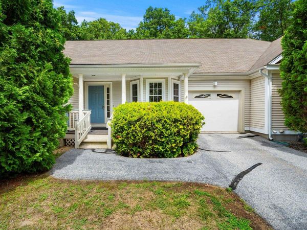 1465 Hooksett Road, Unit 464, Hooksett, NH 03106