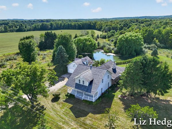 7565 S 56th Avenue, Montague, MI 49437