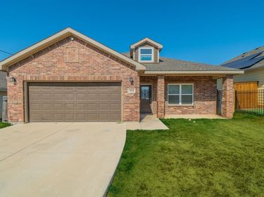 2016 Langston Street, Fort Worth, TX 76105