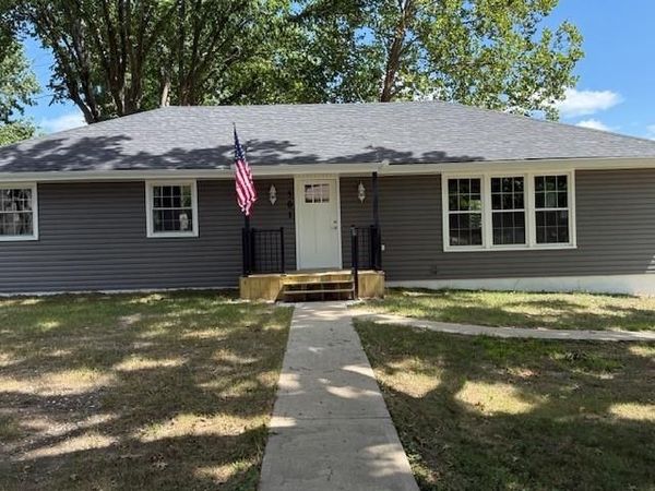 501 Morningside Drive, Richmond, MO 64085