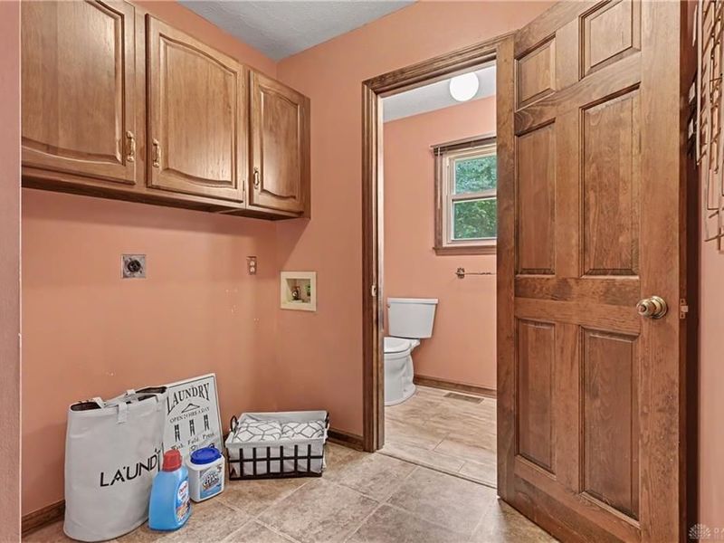 2390 Rockingham Drive, Troy, OH 45373 Photo 22