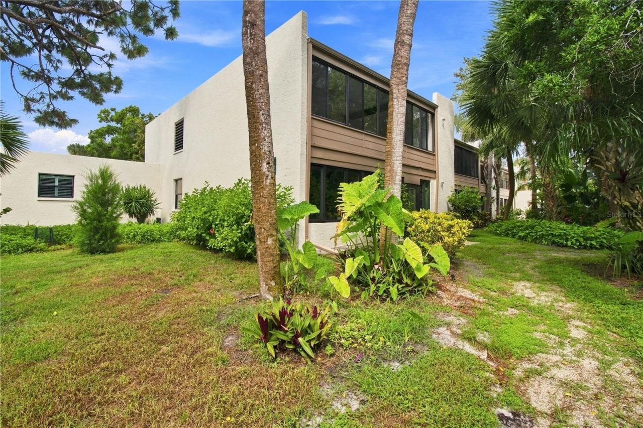 150 Pinehurst Drive, Unit 150, Bradenton, FL 34210 Photo