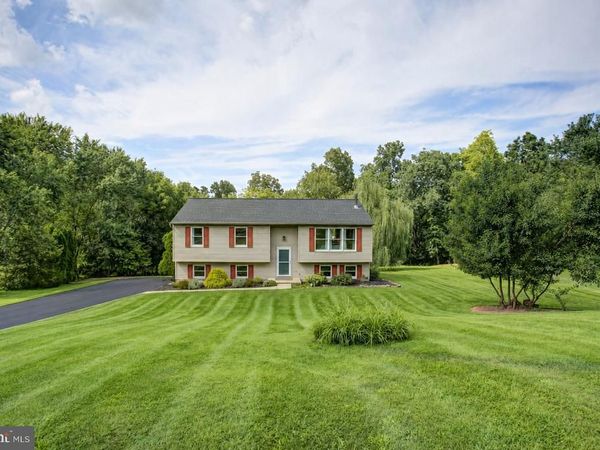 155 N GRIFFITHS LANE , MANCHESTER, PA 17345