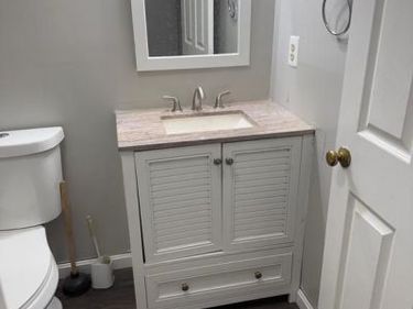 8502 CHASE GLEN CIRCLE , FAIRFAX STATION, VA 22039