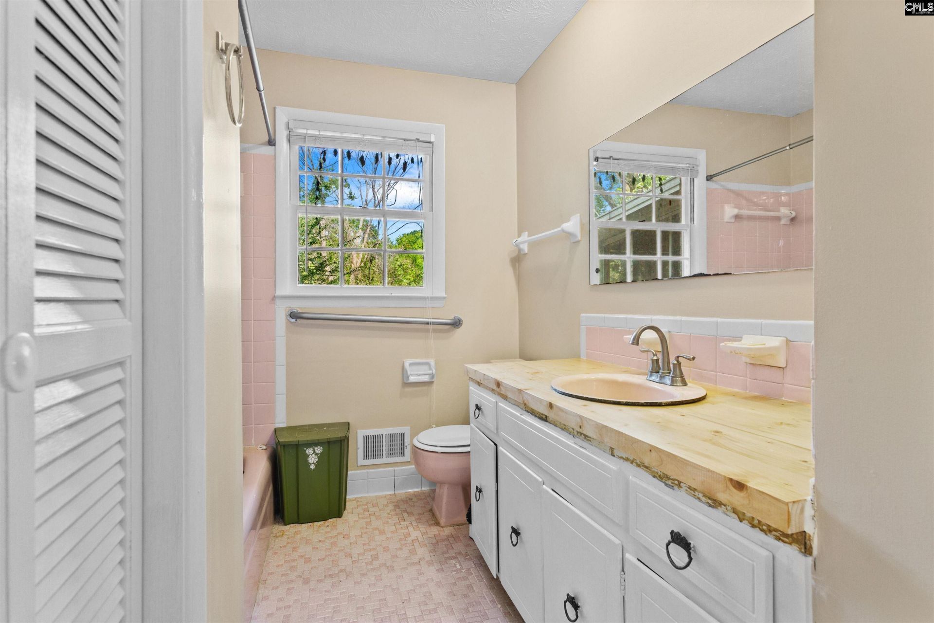 1757 Saint Matthews Road  Photo 14