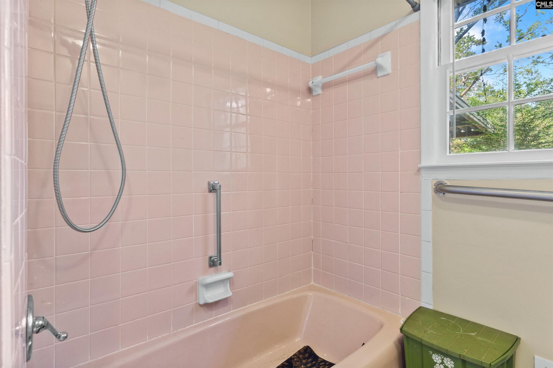 1757 Saint Matthews Road  Photo 15