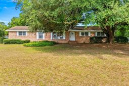 1757 Saint Matthews Road  photo 4