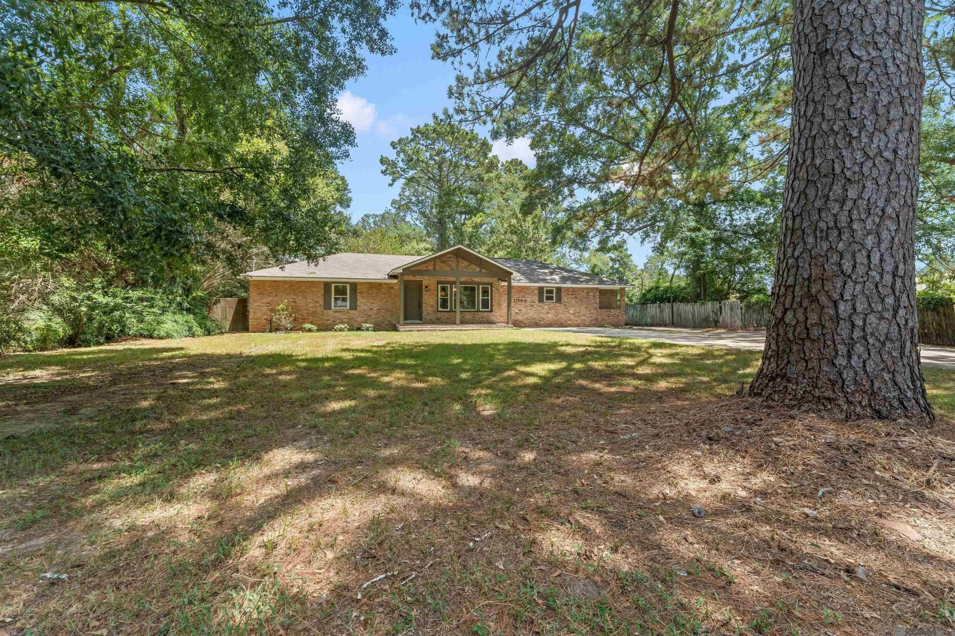 11780 Cooper Dr, Baton Rouge, LA 70811 Main Photo