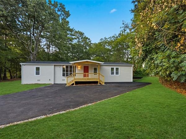 1077 New Hope Road, Lawrenceville, GA 30045