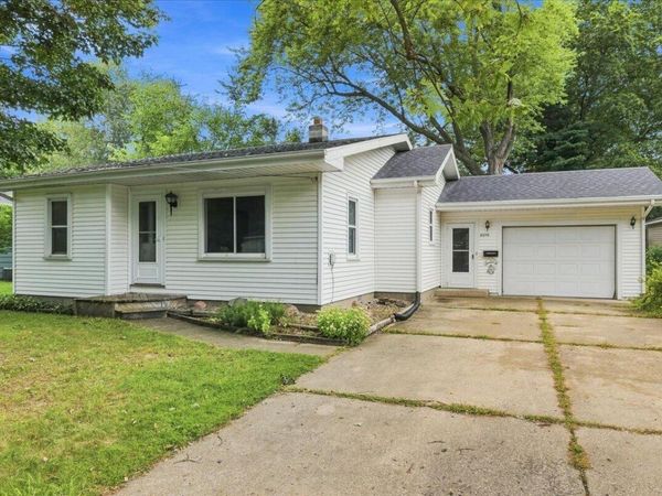 5218 Boylan Avenue, Kalamazoo, MI 49004