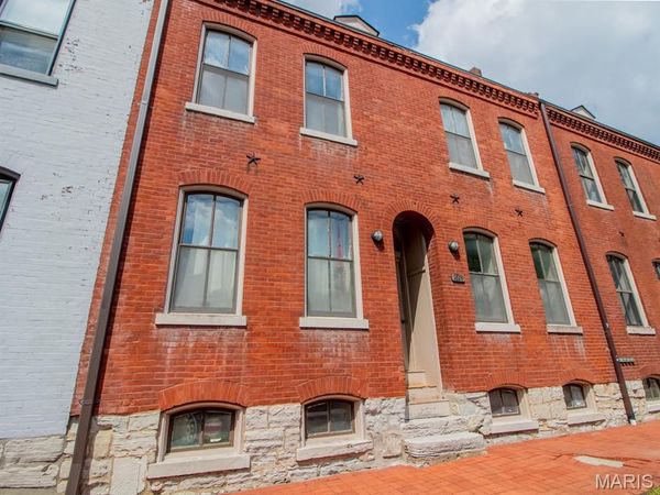 2009 S 11th Street , St Louis, MO 63104
