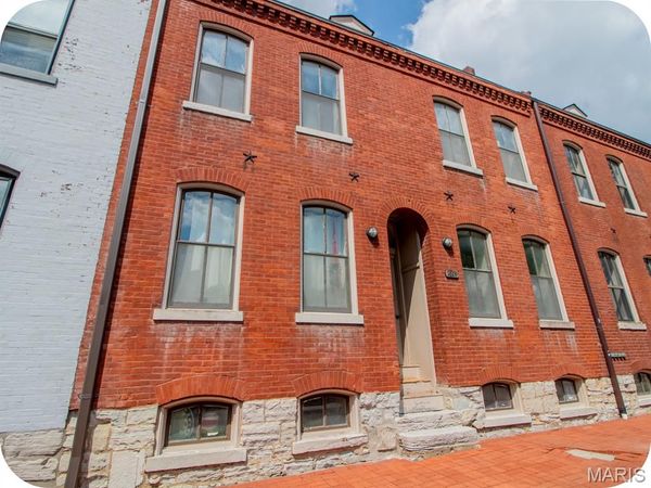 2009 S 11th Street , St Louis, MO 63104