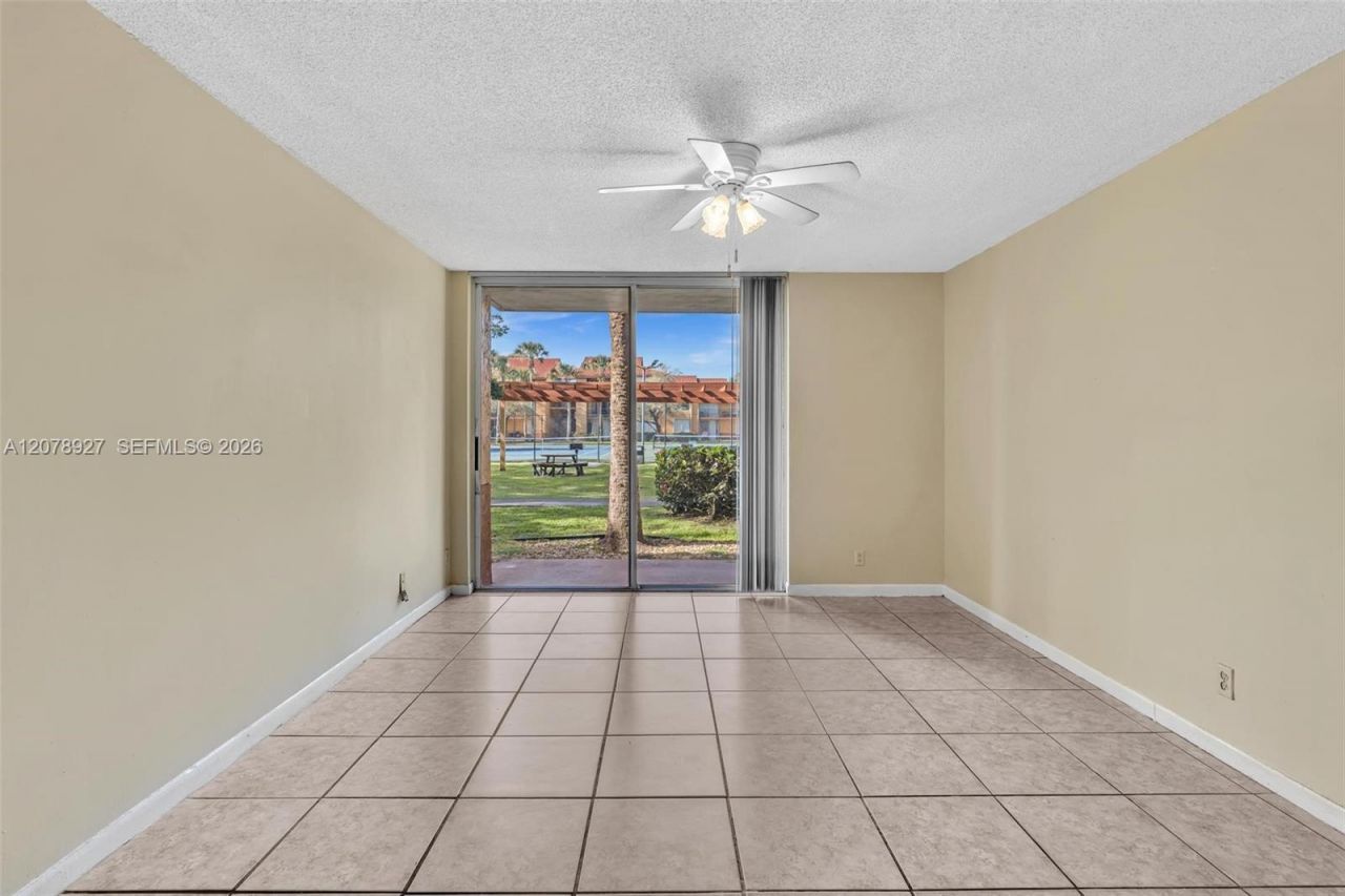 10765 Cleary Blvd, Unit 104, Plantation, FL 33324 Photo