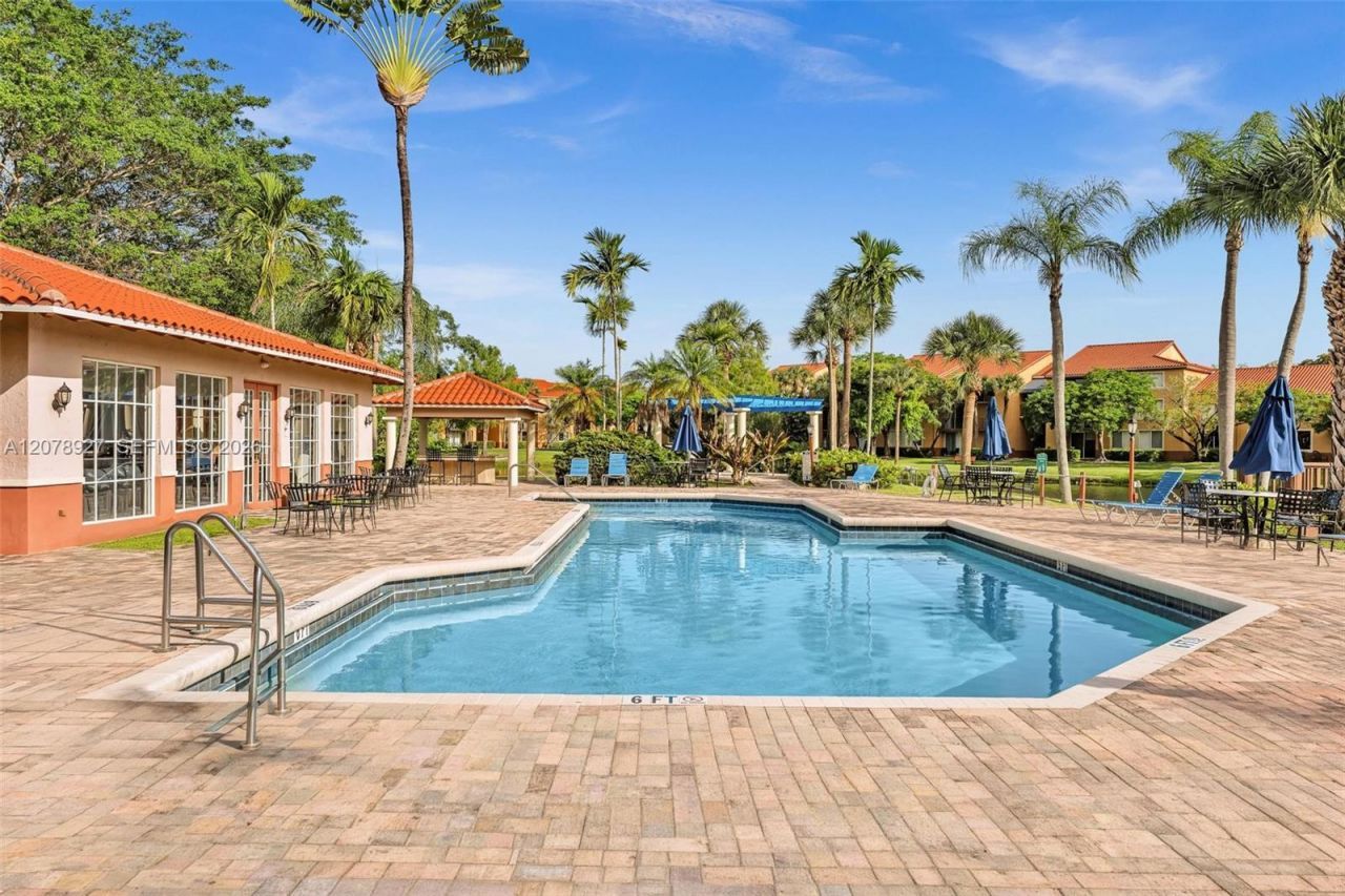 10765 Cleary Blvd, Unit 104, Plantation, FL 33324 Photo