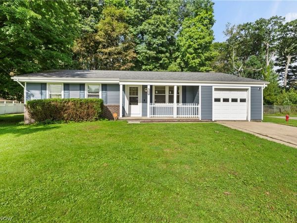 1484 Erie Avenue, Akron, OH 44312