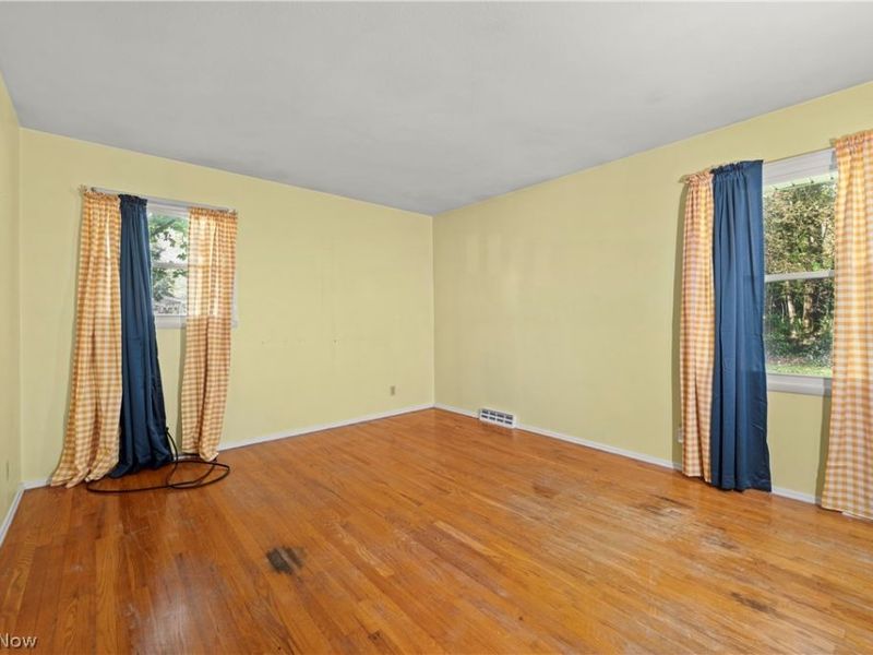 1484 Erie Avenue, Akron, OH 44312 Photo 14
