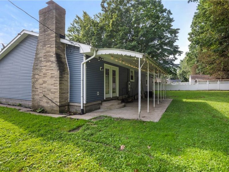 1484 Erie Avenue, Akron, OH 44312 Photo 3