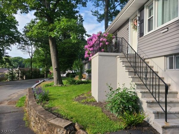 137 W End Ave, Hopatcong, NJ 07843